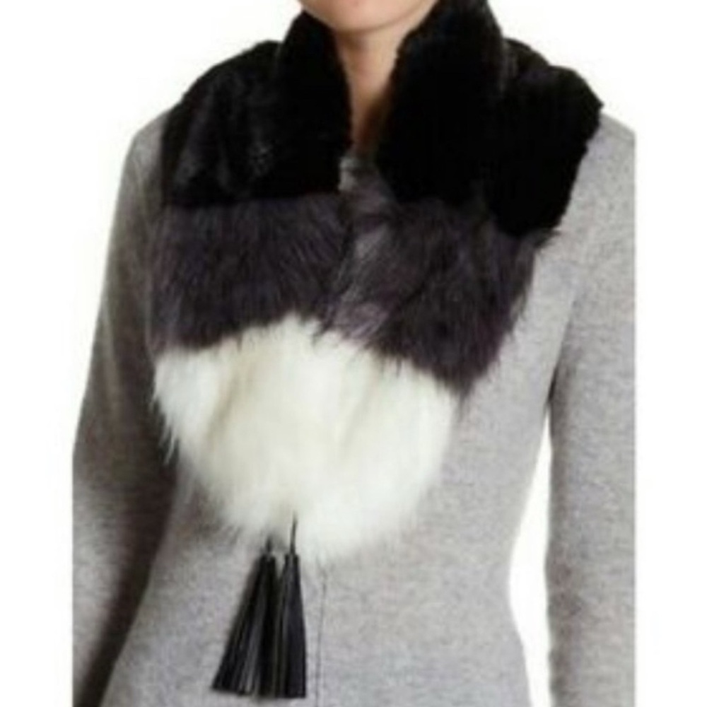 Steve Madden Faux fur collar- NWT